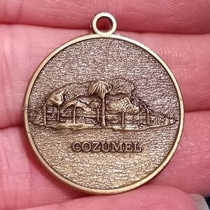 Cozumel Gold-Tone Pendant Milano Diamond Gallery Carribean Vintage